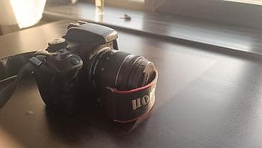 16 e: Canon EOS 750D DSLR fotoaparat + 18-55mm IS STM obyektiv - 24.2 MP — 3