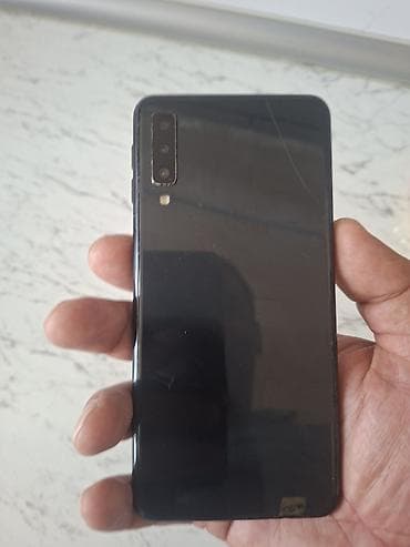 iphone 7 plus barter: Samsung Galaxy A7 2018, 128 GB, rəng - Qara, İki sim kartlı — 2