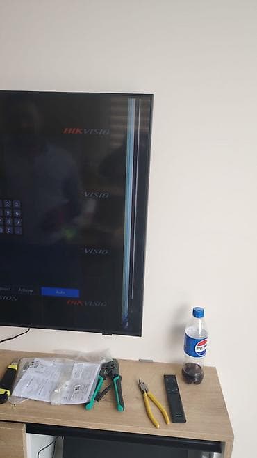 televizor 82: Televizor Samsung LED ekran 50" 4K (3840x2160) — 2