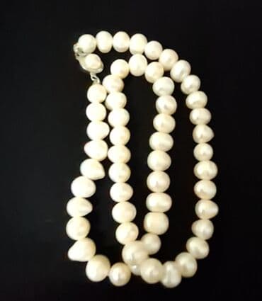 Təbii inci boyunbağı.Tam naturaldır Ərəbistandan gətirilib illər