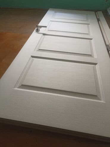 Alfa Romeo: Ağ rəngli interyer qapıları – klassik 4 panelli dizayn Təcili — 2