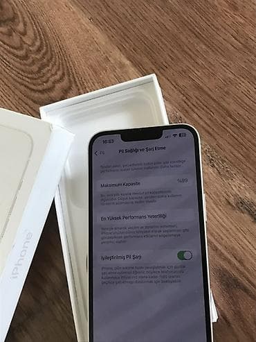 iphone 3g: IPhone 13, Starlight, Face ID — 3