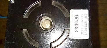 Darvaza motorları: Sanyo Denki STP-59D1052 addım mühərriki Texniki göstəricilər: - — 2