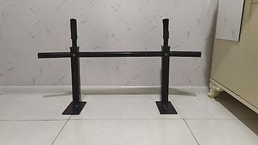 Divar üçün turnik - Material: metal konstruksiya, qaynaqla