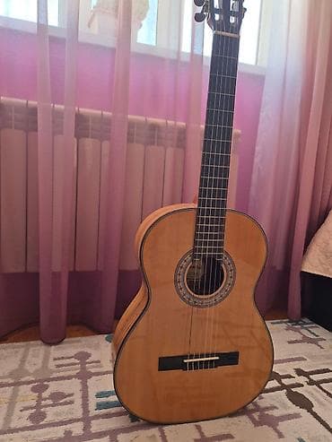 antik pullar: Klassik gitara, Yeni, Pulsuz çatdırılma — 1