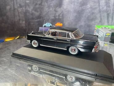 metbex tavan modelleri: Коллекционная модель Mercedes-Benz 220SE W111 black 1959 Vitesse — 4