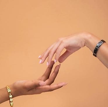 Gel manikürü xidməti - Təbii dırnaqlar üçün gel manikür: kütikül