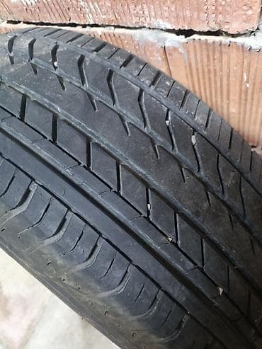 İşlənmiş Şin 215 / 60 / R 16 — 2