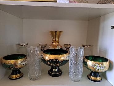 çaynı serviz: Məhsul: Dekorativ qab-qacaq dəsti (4 cüt) Tərkibi və təsviri: - 2 — 10