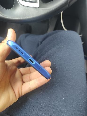Xiaomi Redmi smartfon - Rəng: Mavi - Ekran: Tam ekran dizayn, ön — 4