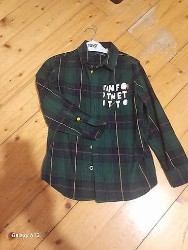 Uşaq köynəyi – yaşıl/qara rəngli, xətli (plaid) dizayn. - Brend: Favo