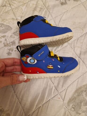 uşaq krossovkaları: Oğlan üçün, 21 — 2