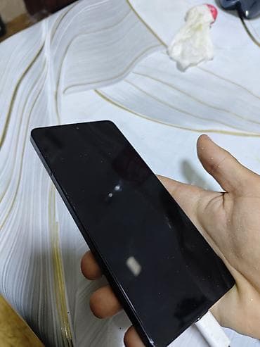 dvd video: Redmi Note 13 Pro, 256 GB, rəng - Qara, Barmaq izi — 4