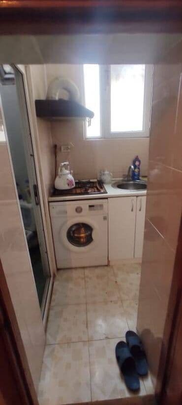 купить однокомнатную квартиру в баку: Баку, 1 комната, Вторичка, м. Нефтчиляр, 37 м² — 4