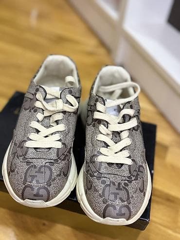 кросовки: Məhsul: Gucci GG Supreme qadın krossovkaları - Model: GG Supreme — 2