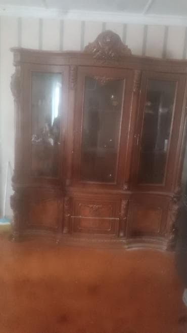 Торговые принтеры и сканеры: Стеклянная витрина-шкаф, Б/у — 2