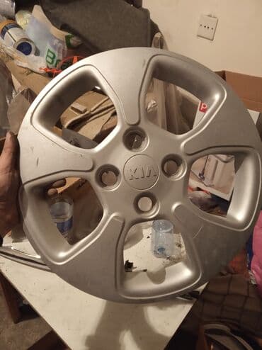 teker 260: 14 luy kalpak 3 adadi icinin damiri yoxdu 25 manat — 2