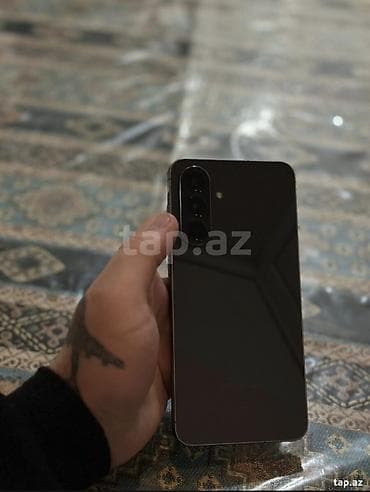 islenmis pitiminutkalarin satisi: Samsung Galaxy A56 5G, 256 GB, rəng - Qara, Barmaq izi — 1