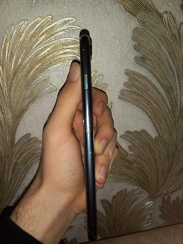 telfo: IPhone 7 Plus, 128 GB, Qara, Barmaq izi — 7