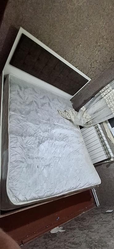 matras islenmis: İşlənmiş, İkinəfərlik çarpayı, Matras ilə — 1