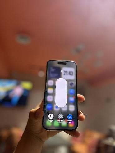 iphone 18 pro max qiyməti: IPhone 15 Pro, 128 GB, Ağ, Barmaq izi, Simsiz şarj, Face ID — 3
