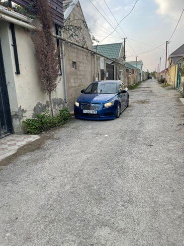 turbo az ucuz masinlar 07: Chevrolet Cruze: 1.8 l | 2010 il 400 km Sedan — 2