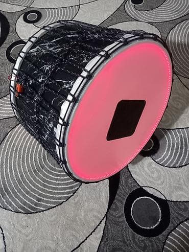 Gitaralar: Salam alet tezedi stifade olunmayib. ćbug çxol yoxdu. razmer 50 — 1