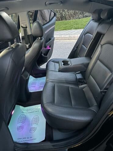 acura tl 3.7 at: Hyundai Elantra: 2 l | 2016 il Sedan — 13