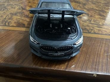 BMW 8 Series M840i kupesi – metal kolleksiya modeli - Miqyas: təxmini — 6