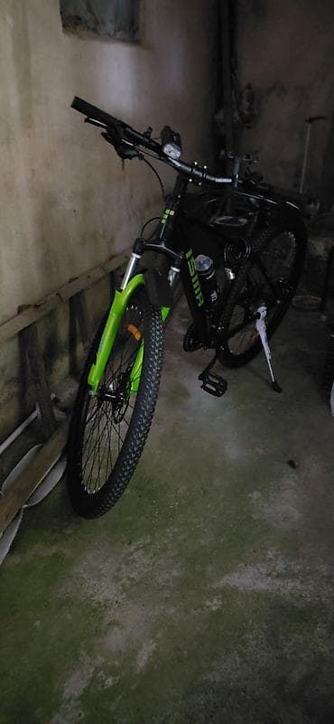 velo mtb: MTB tipli velosiped – ISMAR (qara/yaşıl) Xüsusiyyətlər: - 27.5” — 2