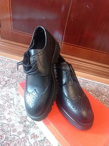 kişi ayaqqabı: Məhsul: Kişi klassik broq ayaqqabıları. Dəridir. Təzədir — 1