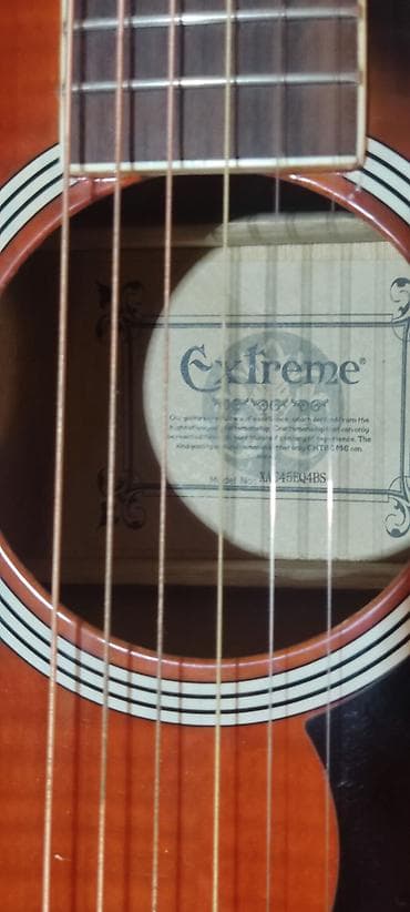 kitara: Elektro-akustik gitara – cutaway korpuslu, sunburst rəng keçidli — 5