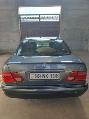 tayota prius 30 kuza: Mercedes-Benz sedan (W210 seriyası) Xüsusiyyətlər: - Kuzov: sedan — 3