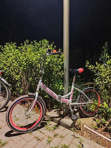 Uşaq velosipedləri: Salam velo 20lik ortadan qatlanan yaxsi vəziyyətdədir. Uşaq — 2