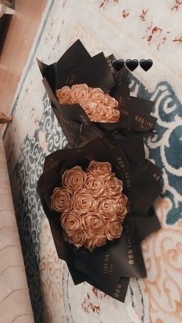 Lentadan hazırlanmış gül buketləri - Məhsul: əl işi lent güllərdən