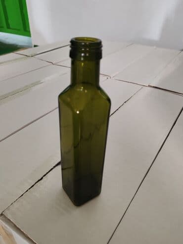 Mətbəx aksesuarları: Müxtəlif növ və ölçülərdə şüşə butulkalar, qiymət razılaşma əsasında — 1