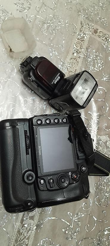 iphone 6s plus satilir: Nikon peşəkar fotoqrafiya dəsti Komplekt: - Nikon DSLR fotoaparat — 2