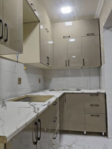 qaz sayğaci: Sifarişlə mətbəx dəsti, Özü çəkən petlələr, Sadə laminat, Kredit yoxdur, Ünvandan götürmə, Pulsuz çatdırılma, Ödənişli çatdırılma — 2