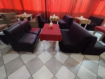 klassik divan: Kafe restoran ücün 10 dəst divan . Ölcu 1. 20 sm 2 divan 1 masa — 4