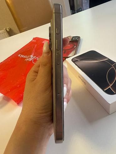 13 pro plus: IPhone 16 Pro, 256 GB, Natural Titanium, Face ID — 8