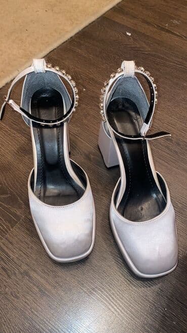 замшевые туфли на платформе: Туфли, Размер: 38, цвет - Белый, Б/у — 2