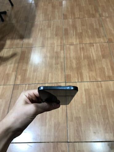 islenmis akumulator satisi: Honor X8b, 256 GB, rəng - Qara, Zəmanət — 6