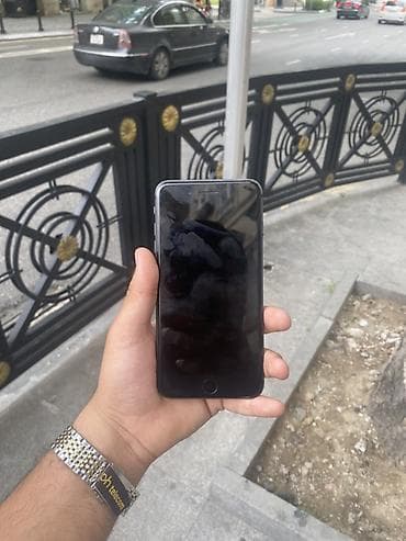 iphone se: IPhone 8 Plus, 64 GB, Qara, Simsiz şarj — 2