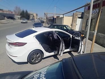 ucuz raf: Hyundai Elantra: 1.6 l | 2017 il Sedan — 10