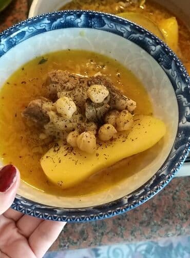 toyuq can eti: Aşbaz (kömeyci) olsada olar işi axtariram ev Restaran ferq etmez - — 2