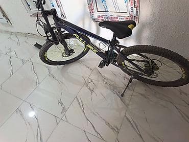FULL BIKE dağ velosipedi - Geniş alüminium gövdə, üst boruda “FULL — 4