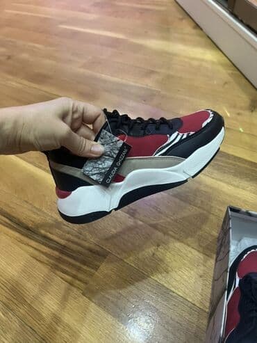 женские красные кеды: Ölçü: 37, Yeni — 1