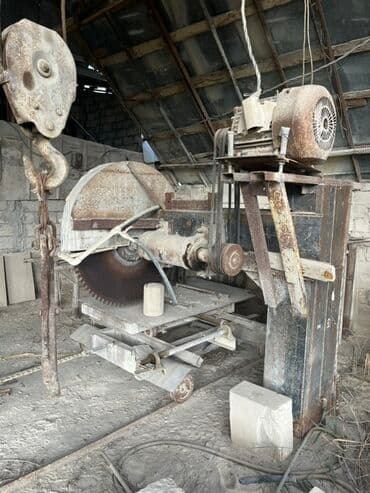 Anbar/istehsalat sahəsi – daş divarlı, metal-karkas dam örtüyü ilə — 13