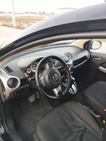 əllə çəkilmiş maşın şəkilləri: Mazda 2: 1.5 л | 2009 г. Хэтчбэк — 3