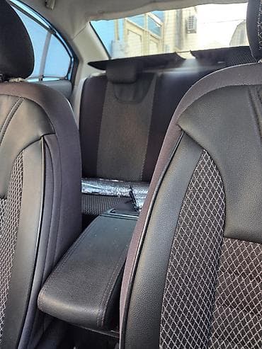 prius qapi: Changan Alsvin V5: 1.5 l | 2013 il 204885 km Sedan — 6